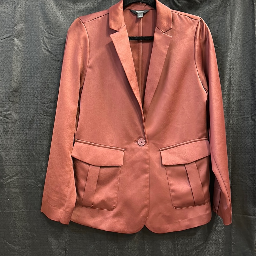 🔅‼️Simply Vera Wang  Copper Blazer size Small